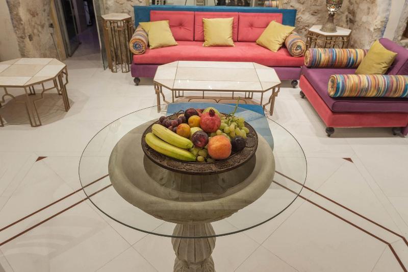 Hamam Oriental Suites 레팀노 외부 사진