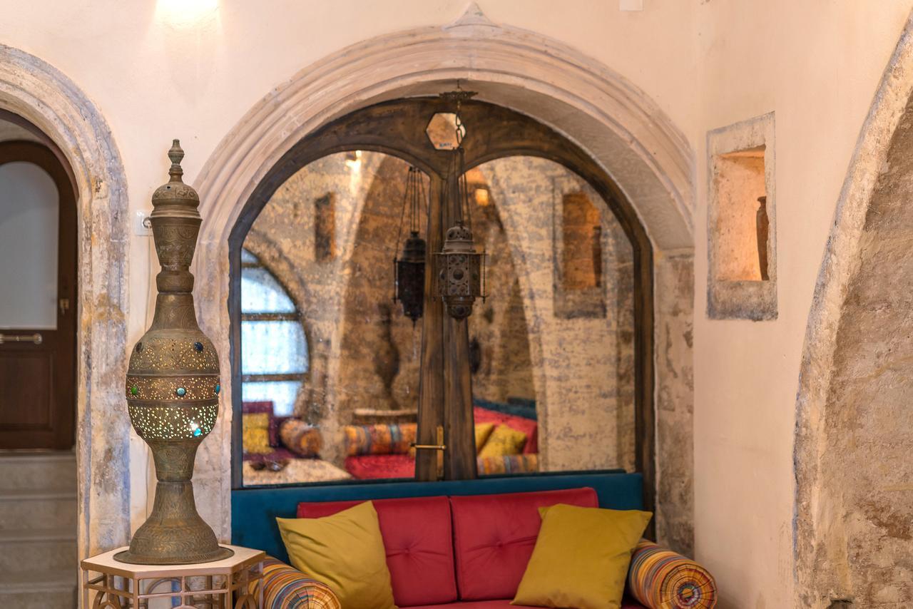 Hamam Oriental Suites 레팀노 외부 사진